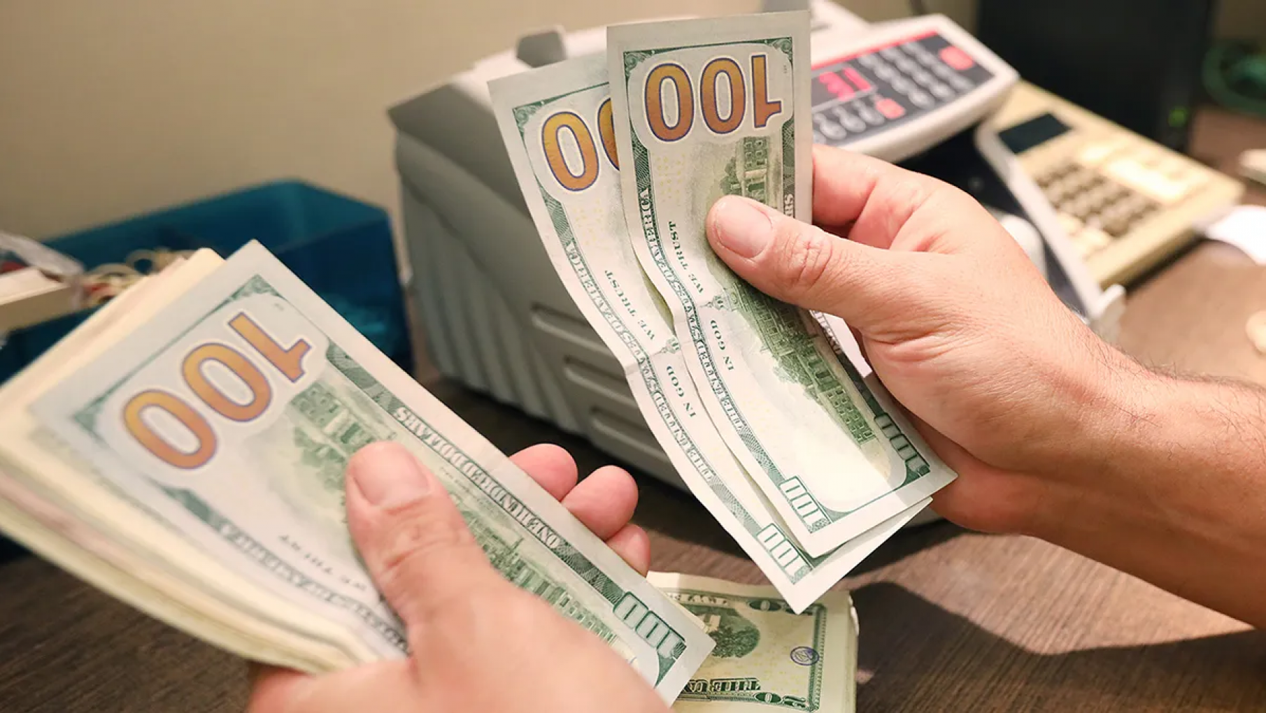 A cuánto cotiza el dólar blue este jueves
