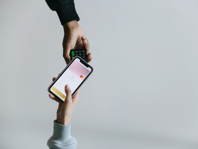 El BCRA anunció cambios en el sistema de transferencias que impactan sobre las billeteras digitales