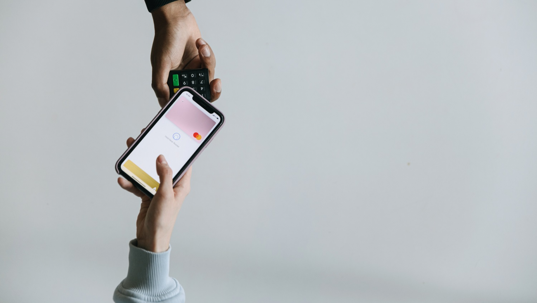 El BCRA anunció cambios en el sistema de transferencias que impactan sobre las billeteras digitales