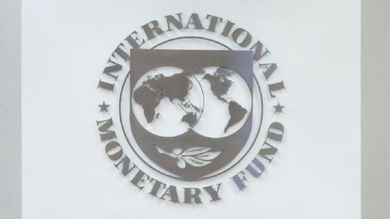 El FMI confirmó que la Argentina solicitó una postergación de tres vencimientos