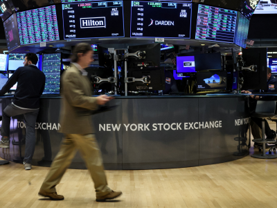 Wall Street recibió a Milei con otra suba de acciones