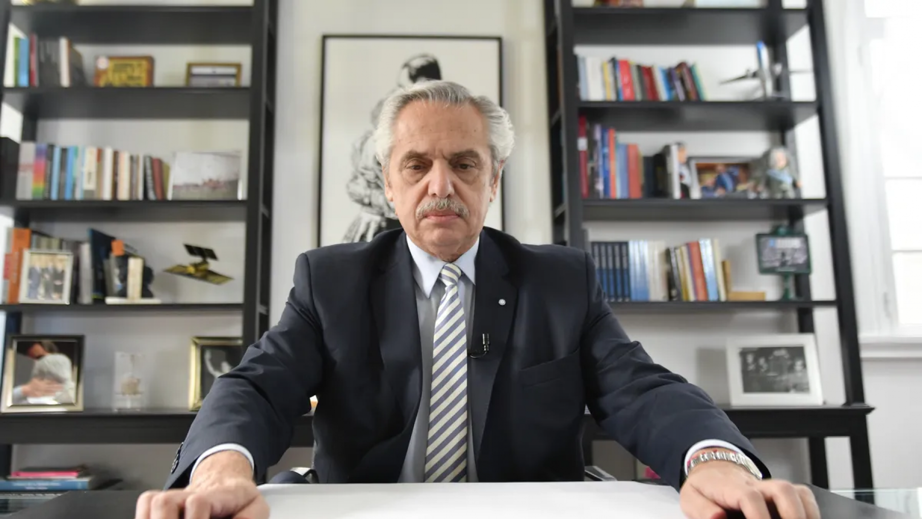 Fernández adelanta pasos en la transición y acepta renuncias de varios funcionarios