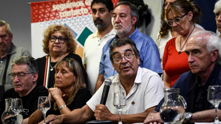 La justicia laboral rechazó el amparo presentado por la CGT contra el DNU de Milei