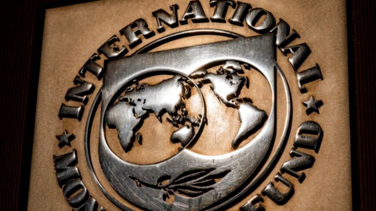 El Gobierno recibirá al FMI para renegociar el acuerdo por la deuda