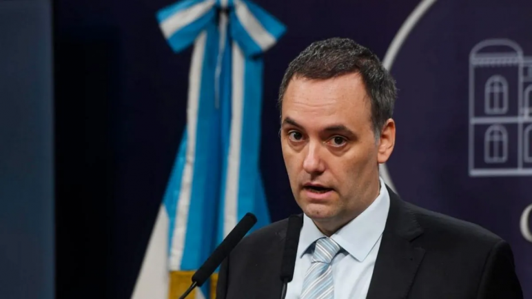 El Gobierno anunció la desregulación de las obras sociales