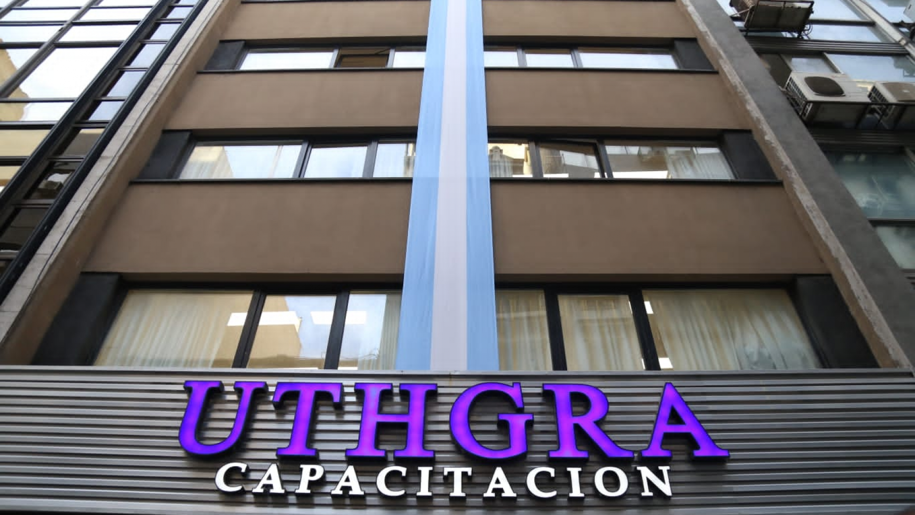 Siguen cerrando las paritarias los Gremios