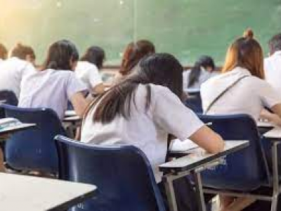 El Gobierno lanzo hoy el programa de asistencia " Vouchers Educativos"