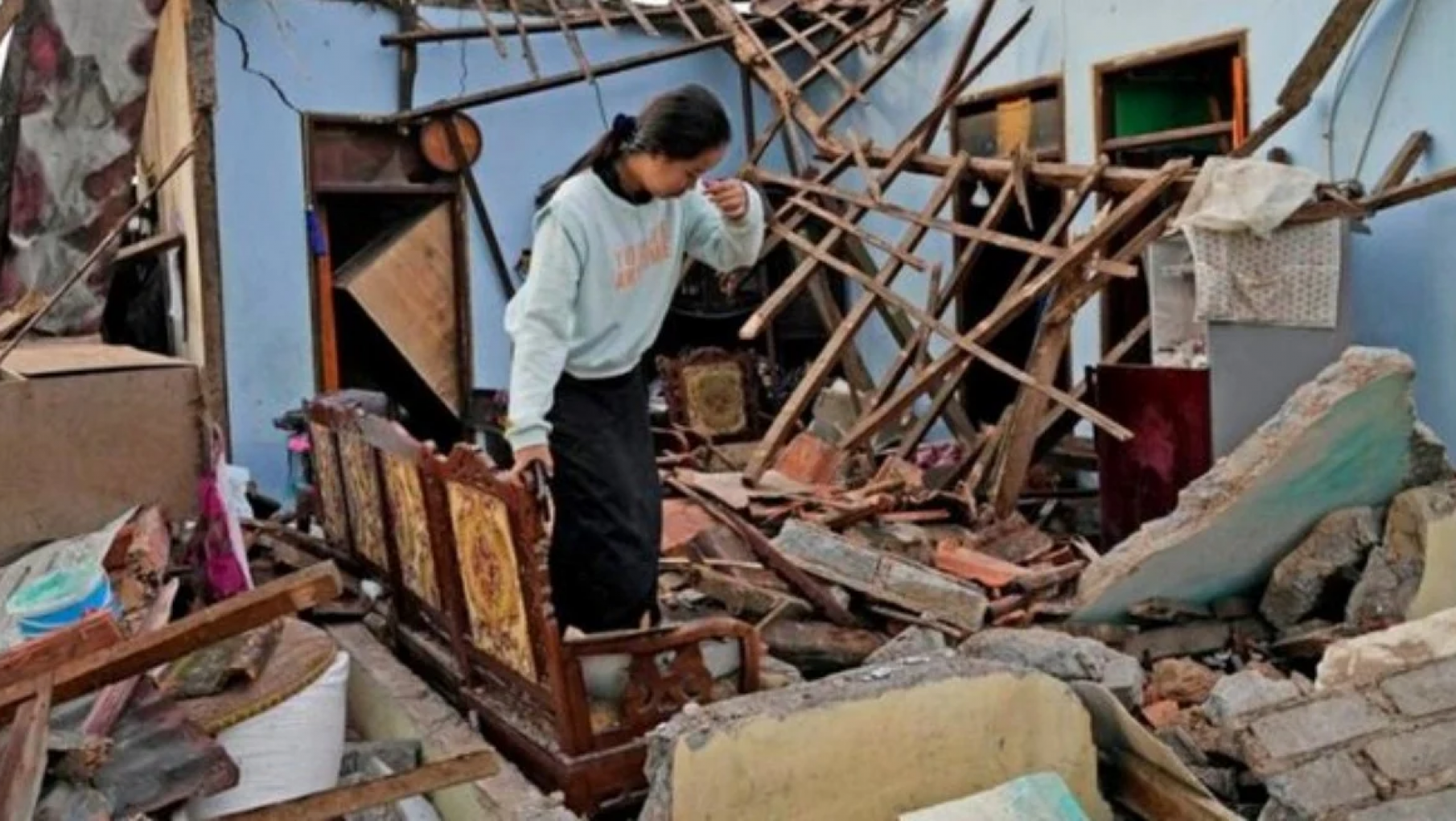 Fuerte sismo de magnitud 6,5 sacudió la Isla de Java