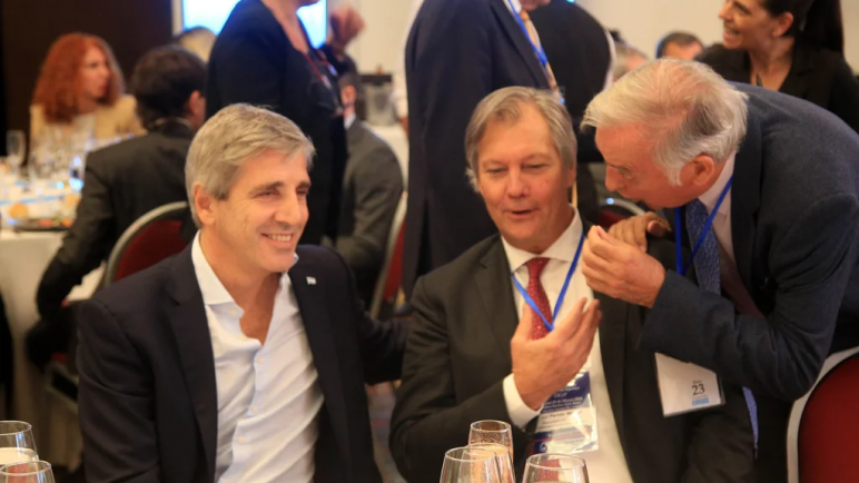 Caputo : Las empresas subieron los precios teniendo en cuenta una situación económica que no fue