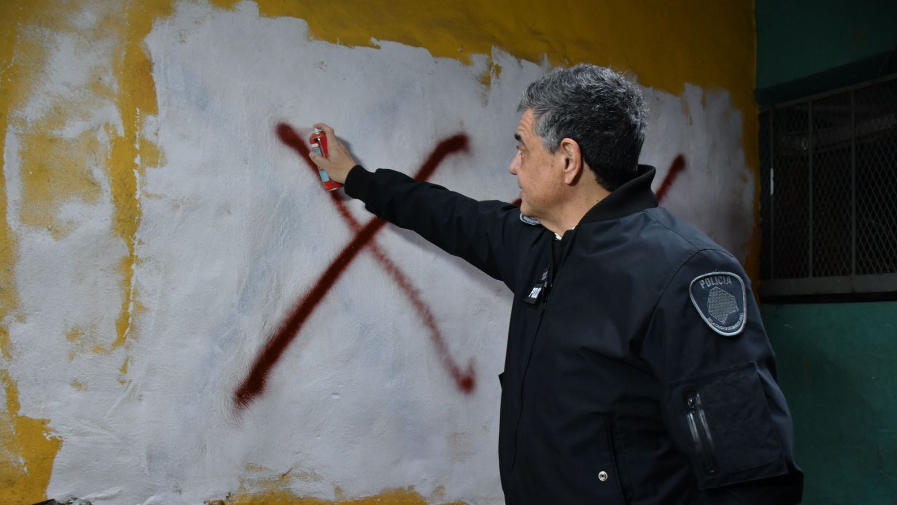 Golpe al narcotráfico: la Ciudad cerró dos búnkeres en el Barrio 31