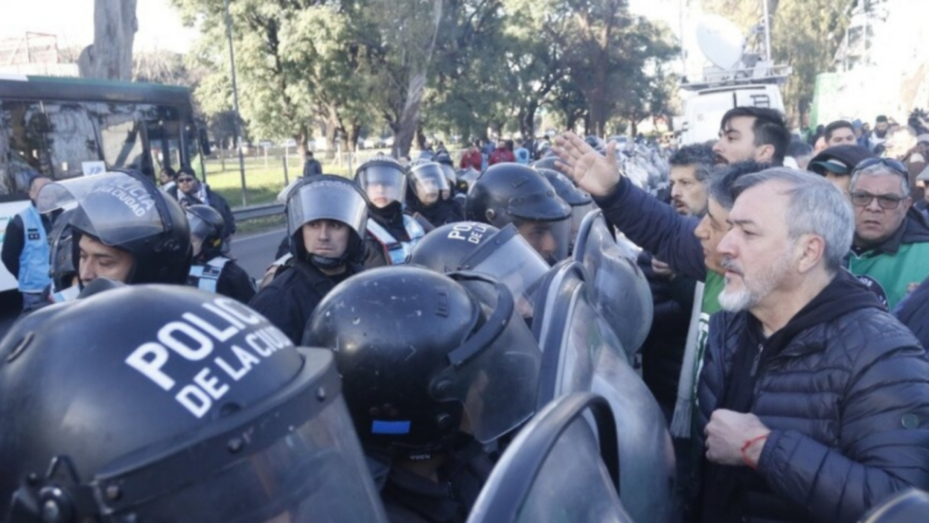 Protesta por el cierre de sedes regionales del INTI en todo el país