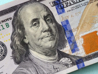 El dólar blue saltó a $1.500 y la brecha es del 62%