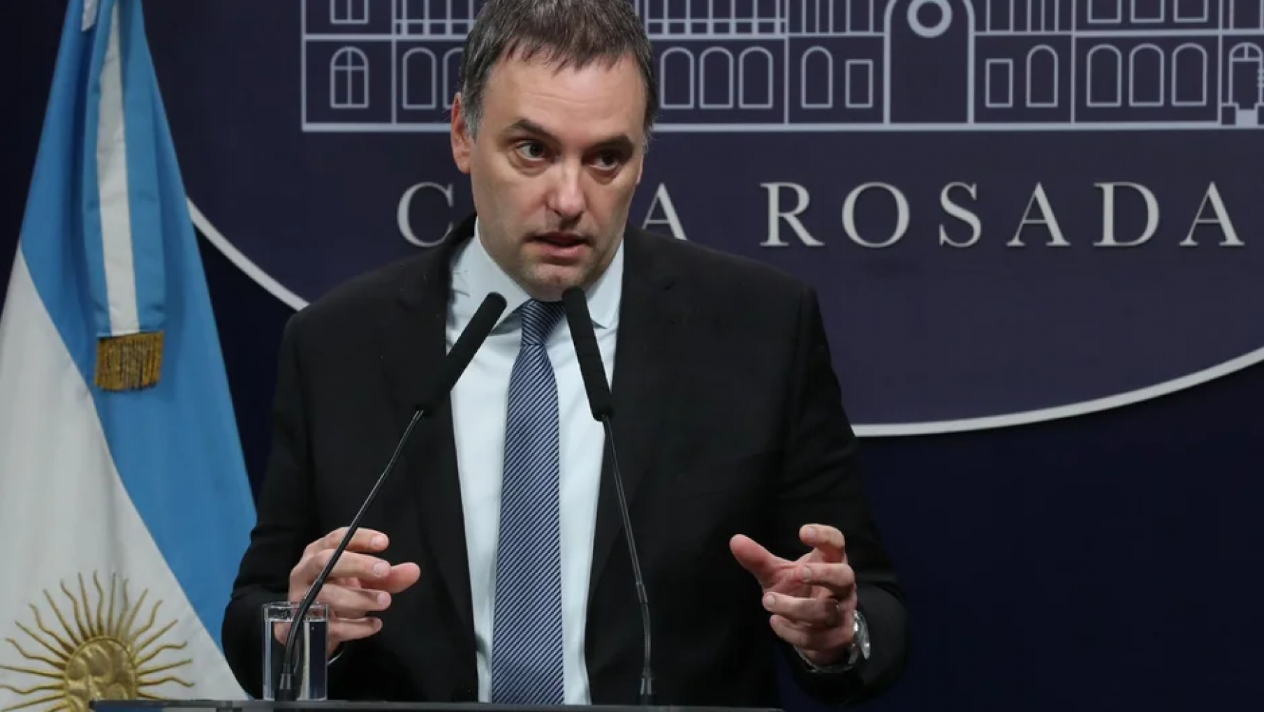 Adorni apuntó contra Kicillof: "El RIGI se hace por personajes como él"