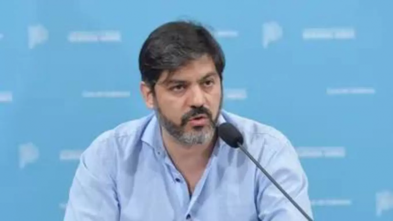Carlos Bianco: "Macri apoyó el veto de Milei al aumento jubilatorio"