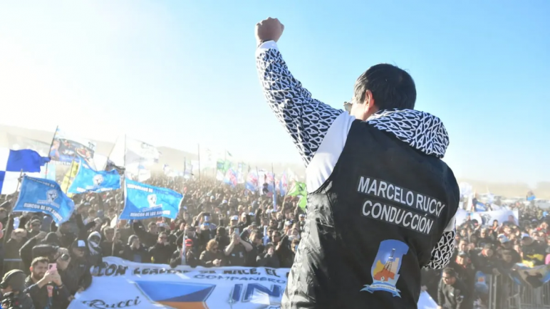 Al no tener respuesta en las paritarias, los petroleros están en alerta