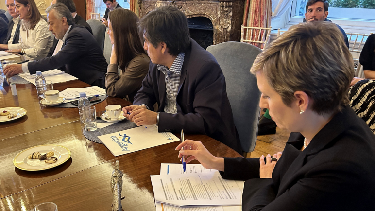 Los representantes de las Provincias Mineras del país viajan a Londres