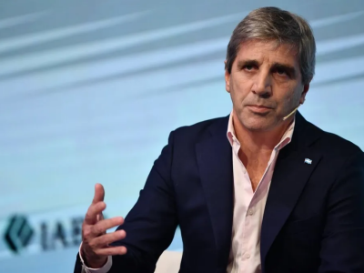 El Gobierno anunció que cerrará las sucursales de Banco Nación de los Municipios que cobren impuestos excesivos