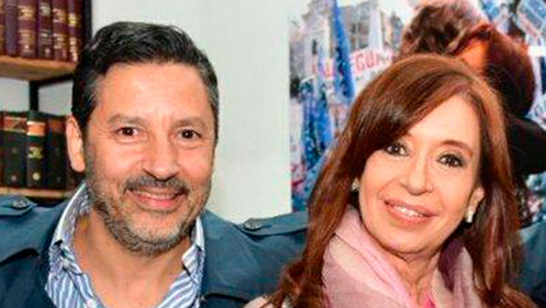 Gustavo Menéndez se reunió con Cristina y Aníbal Fernández para expresarle su apoyo