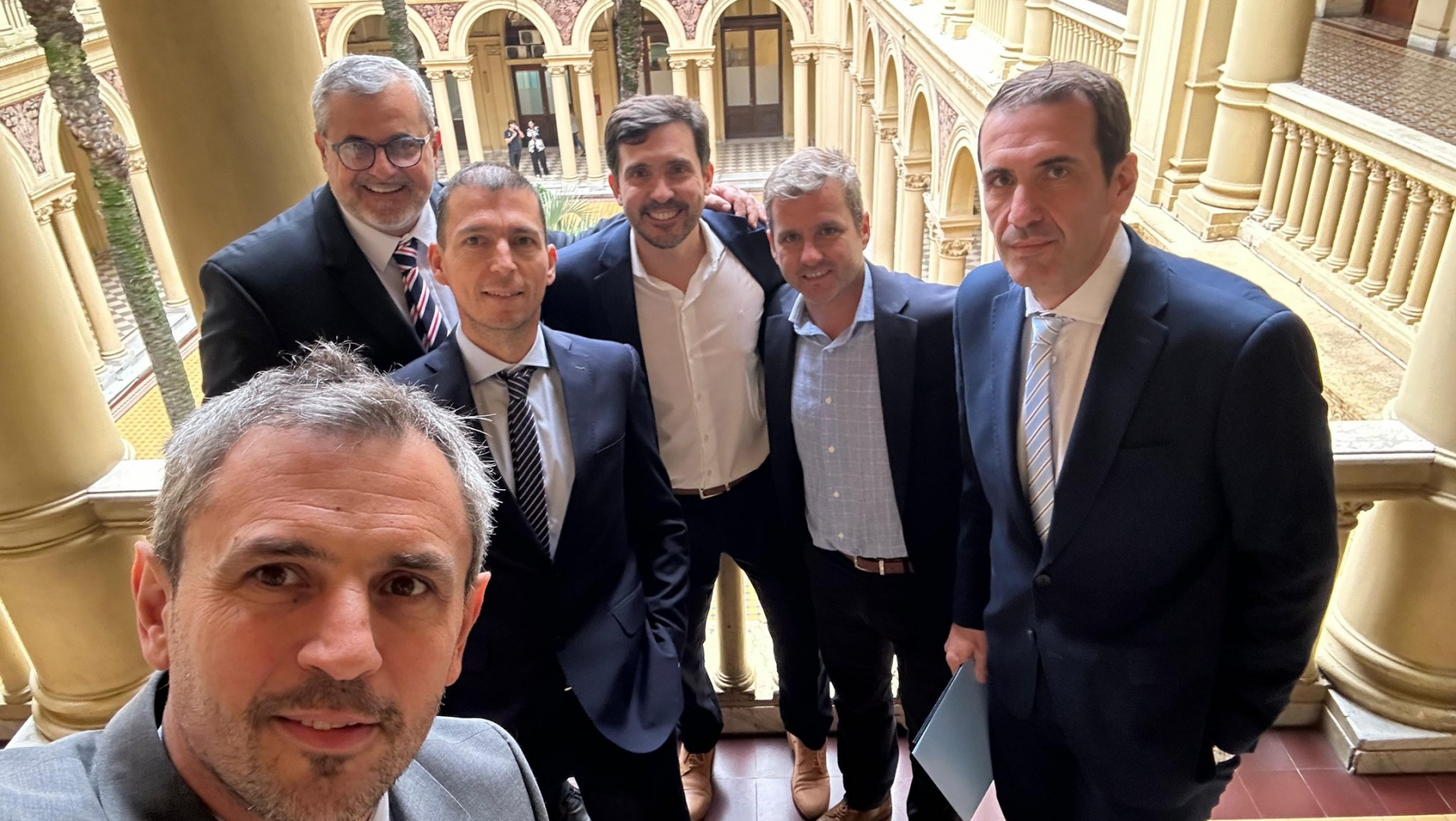 La UCR evitó la ruptura: los diputados disidentes aceptaron mantener la unidad