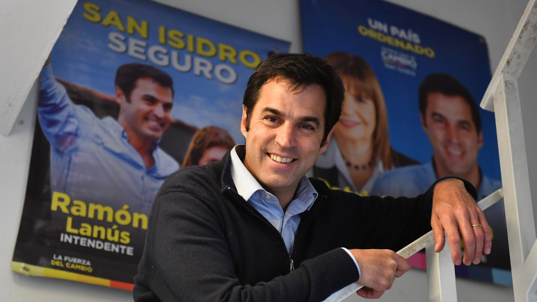 El intendente de San Isidro asume con una lista de denuncias en su contra por su pasado Macrista