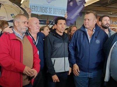 Hoy se reúnen Gremios Aeronáuticos y Aerolíneas para destrabar el conflicto