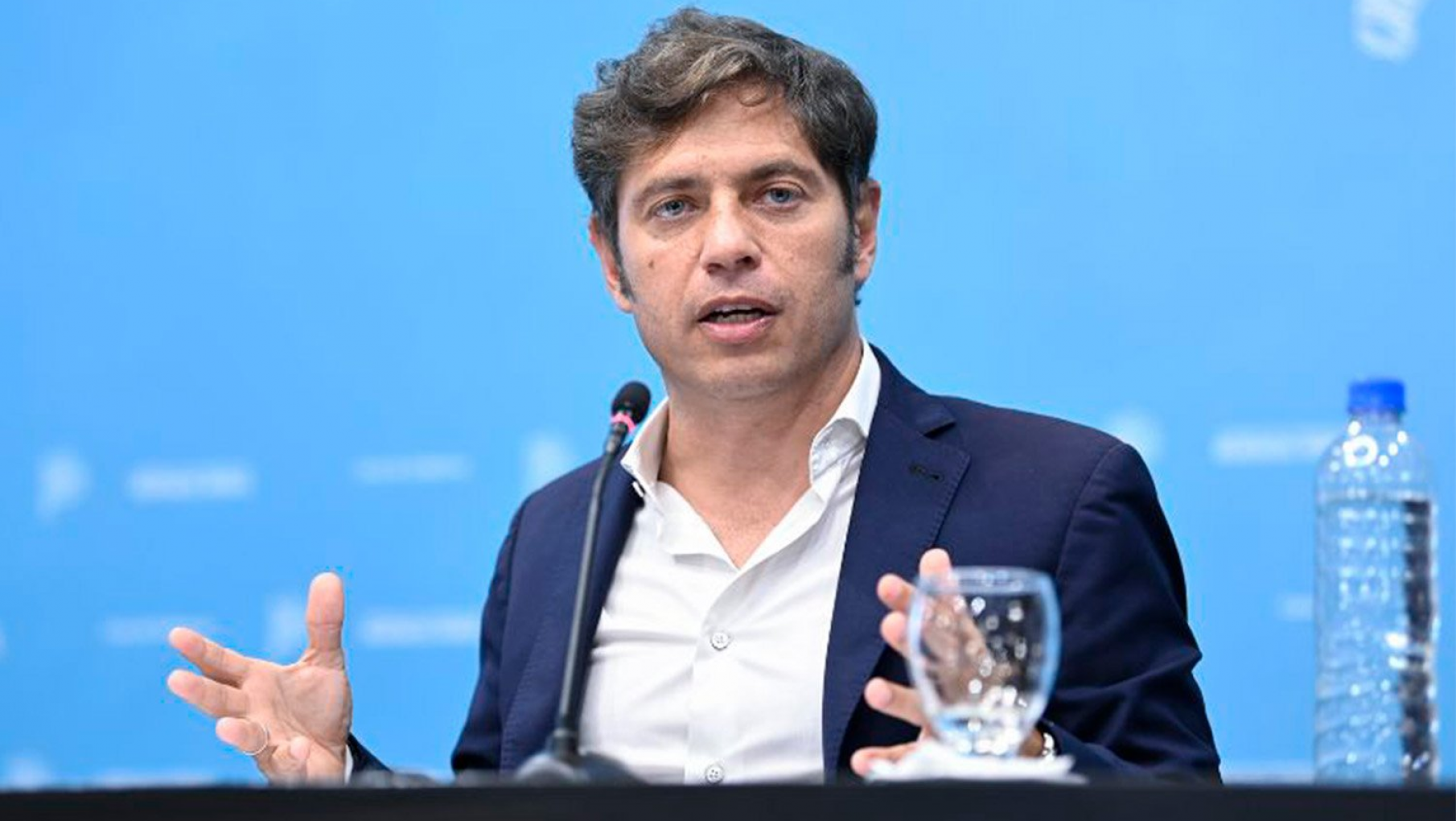 En el festejo del día de la Soberanía Nacional, Kicillof criticó a Milei