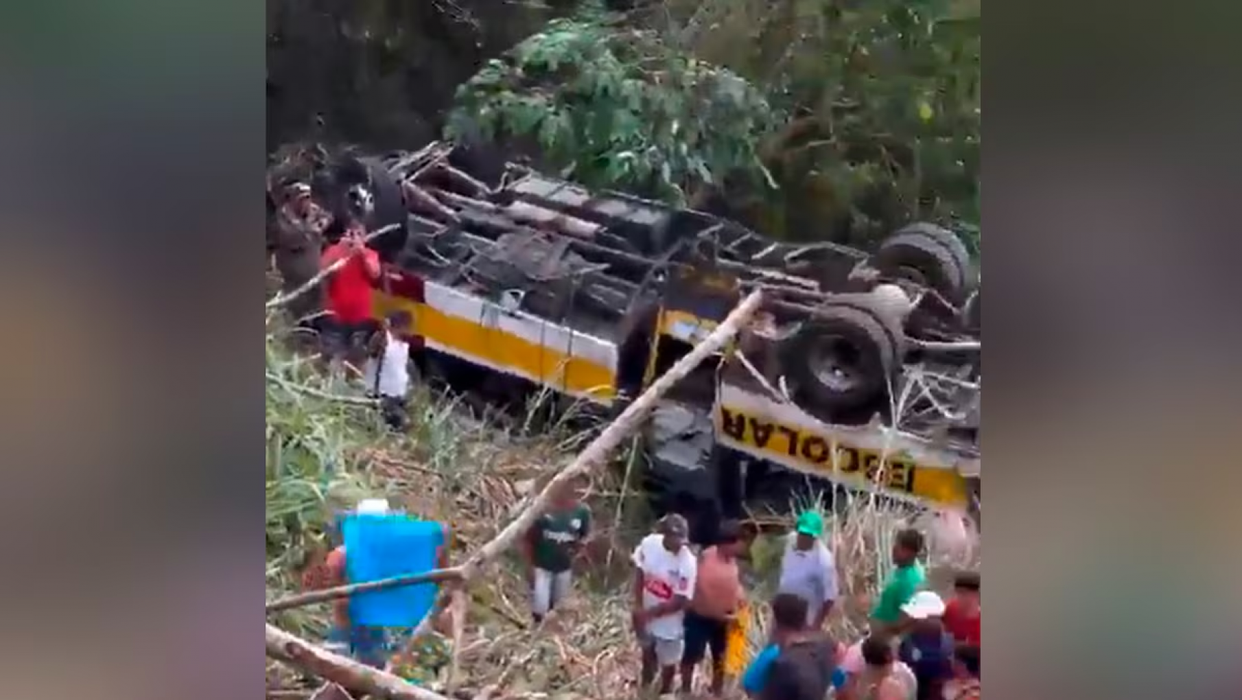 Cayó un Autobús al norte de Brasil y hay al menos 17 muertos