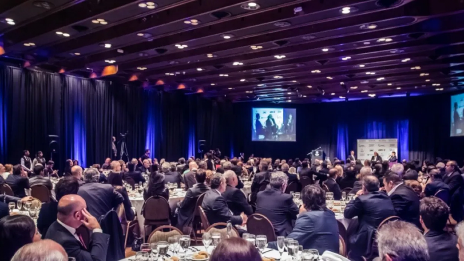 ADEPA cierra el año rechazando las críticas del Gobierno: "El valor del periodismo está en juego"