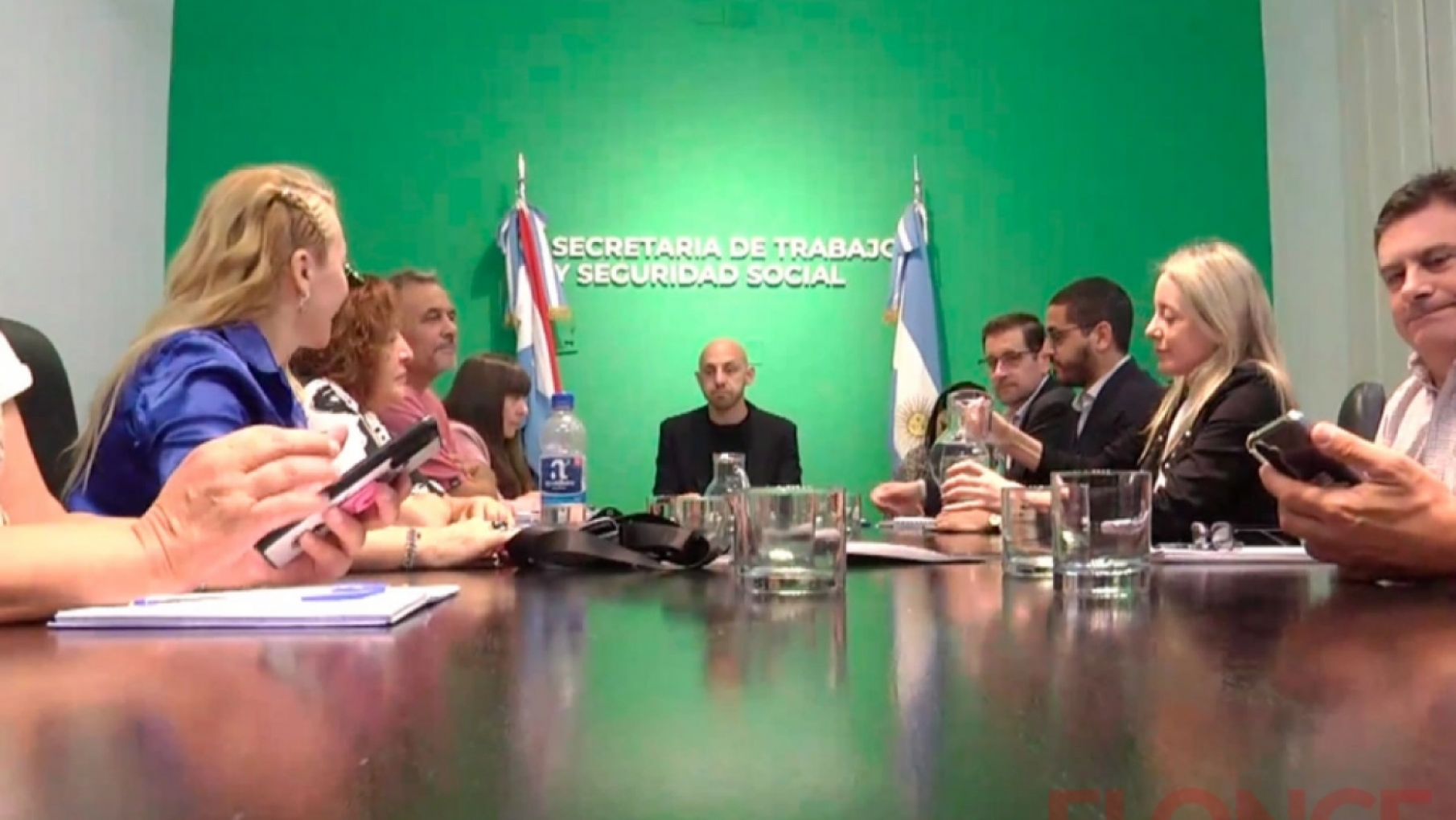 Los trabajadores Estatales tendrán asueto administrativo el 24 y 31 de Diciembre