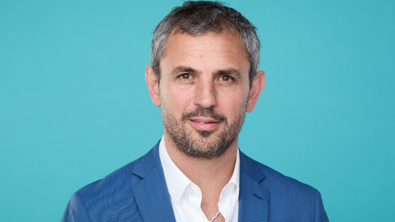 Bajo la deuda pública en 29 mil millones de dólares y Martín Menem se expresó