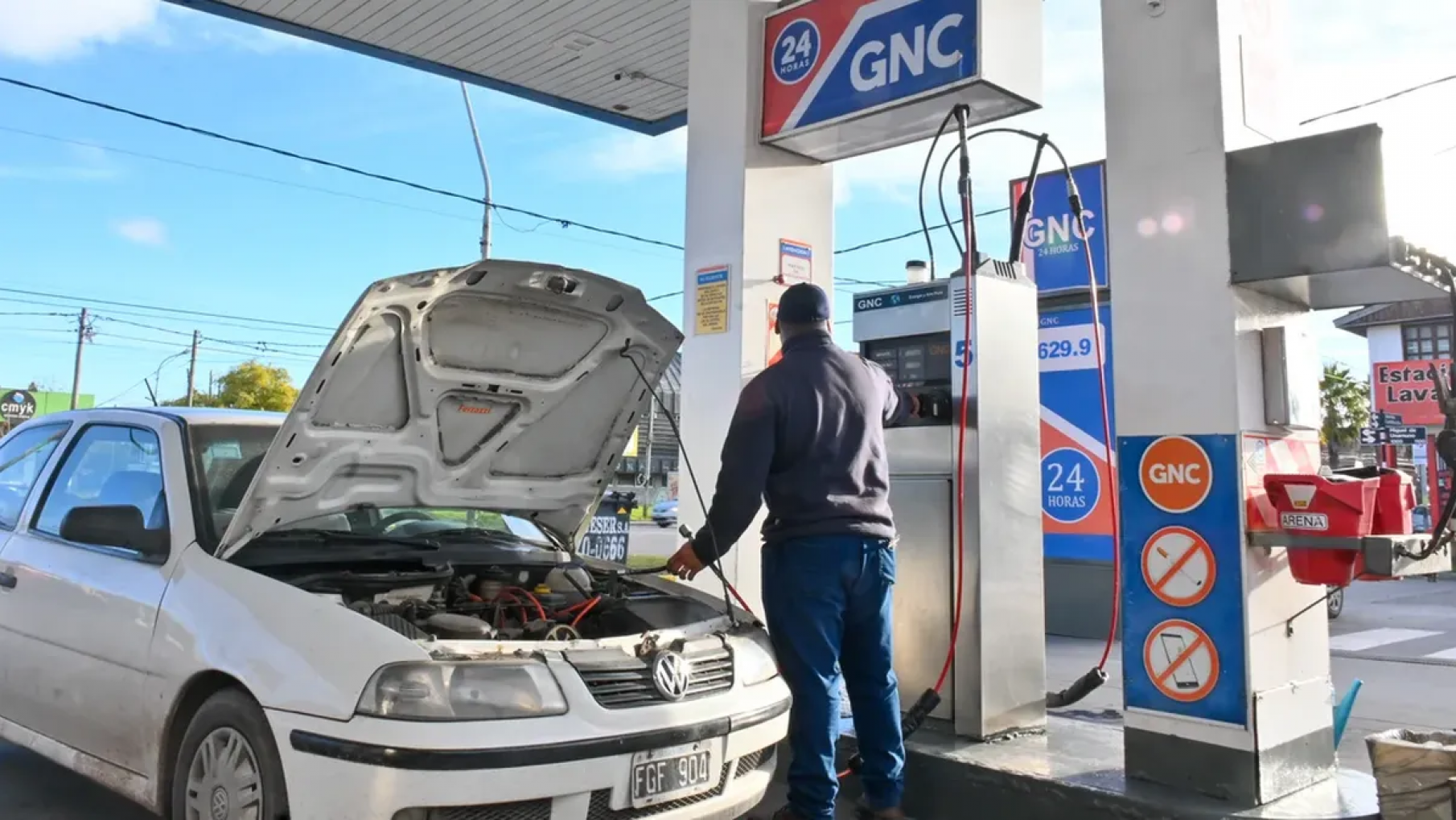 Aumentan la tarifa de gas para grandes usuarios y estaciones de GNC