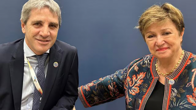 A pesar de las grandes expectativas económicas Caputo puso paños fríos