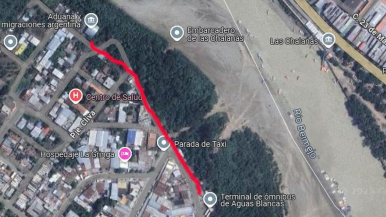 En Aguas Blancas colocaron un cerco con alambre para evitar el paso de la frontera