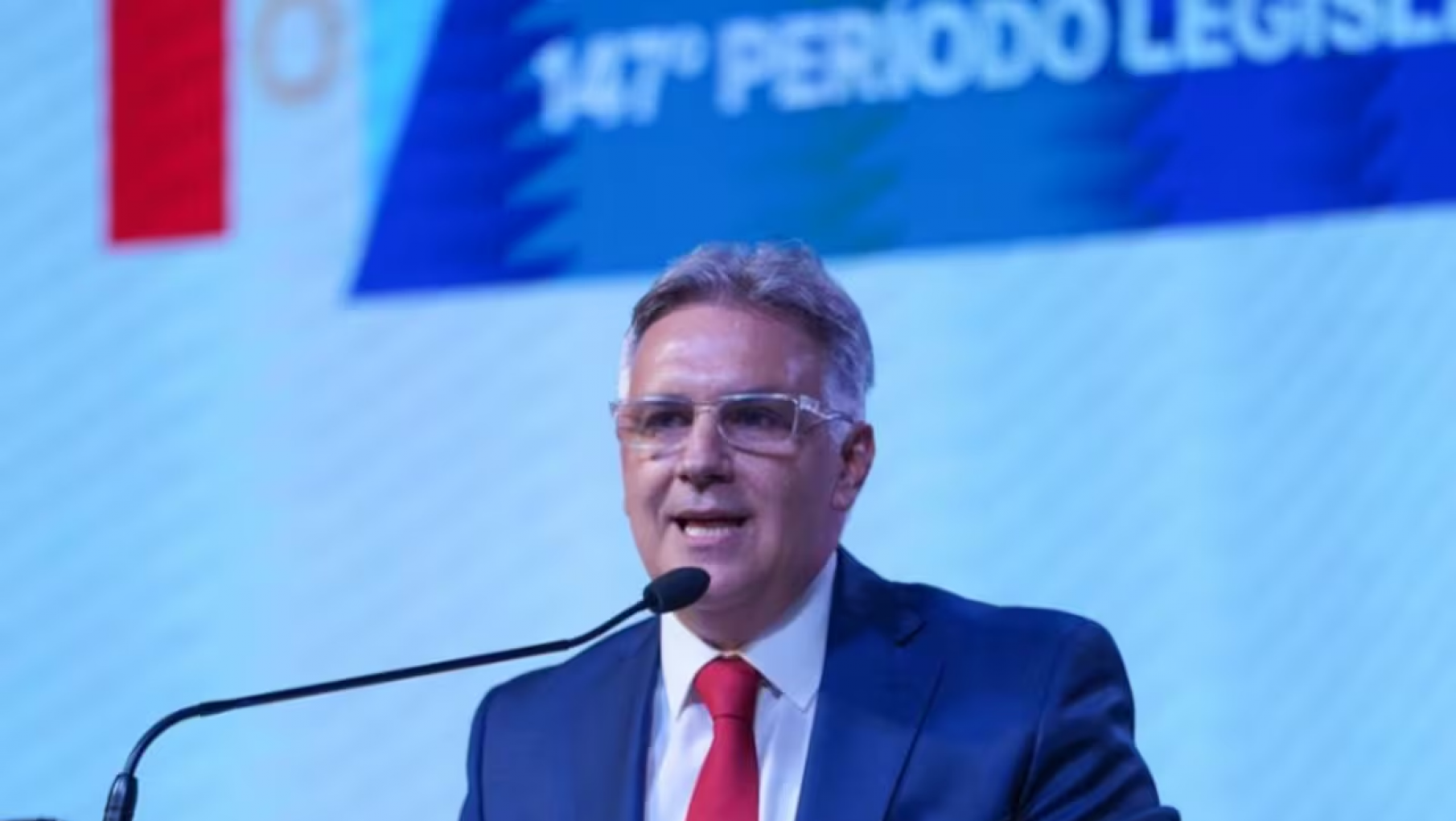 En la apertura de las sesiones ordinarias, Llaryora criticó al Gobierno Nacional