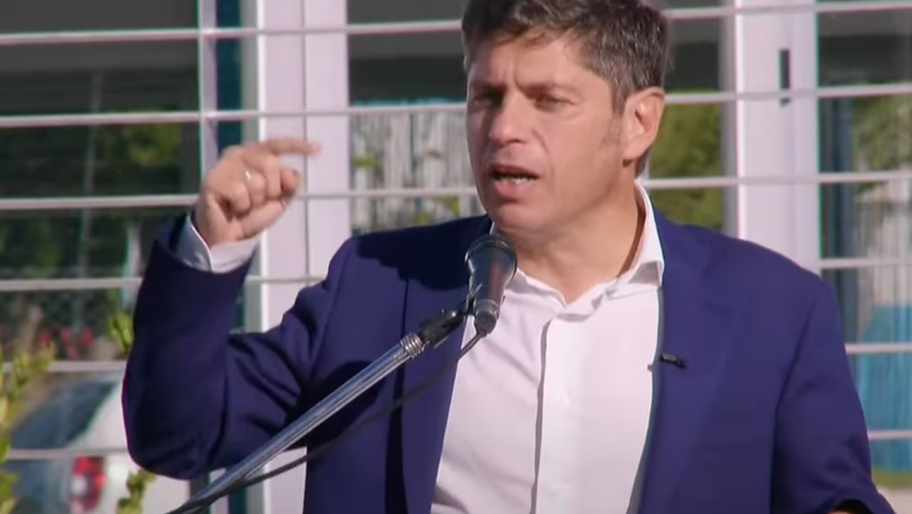 El Gobernador Kicillof le pidió a Milei que parte del dinero del FMI llegue a Bahía Blanca