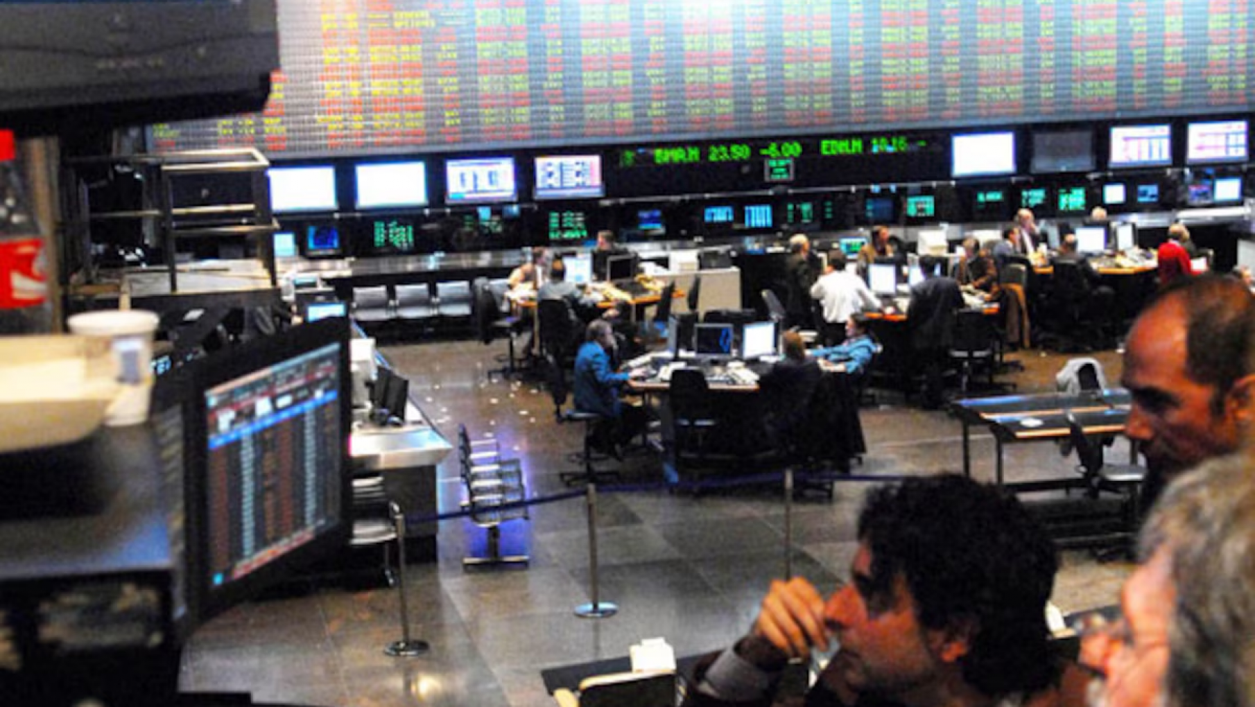 El mercado abre en alza en espera del acuerdo con el FMI