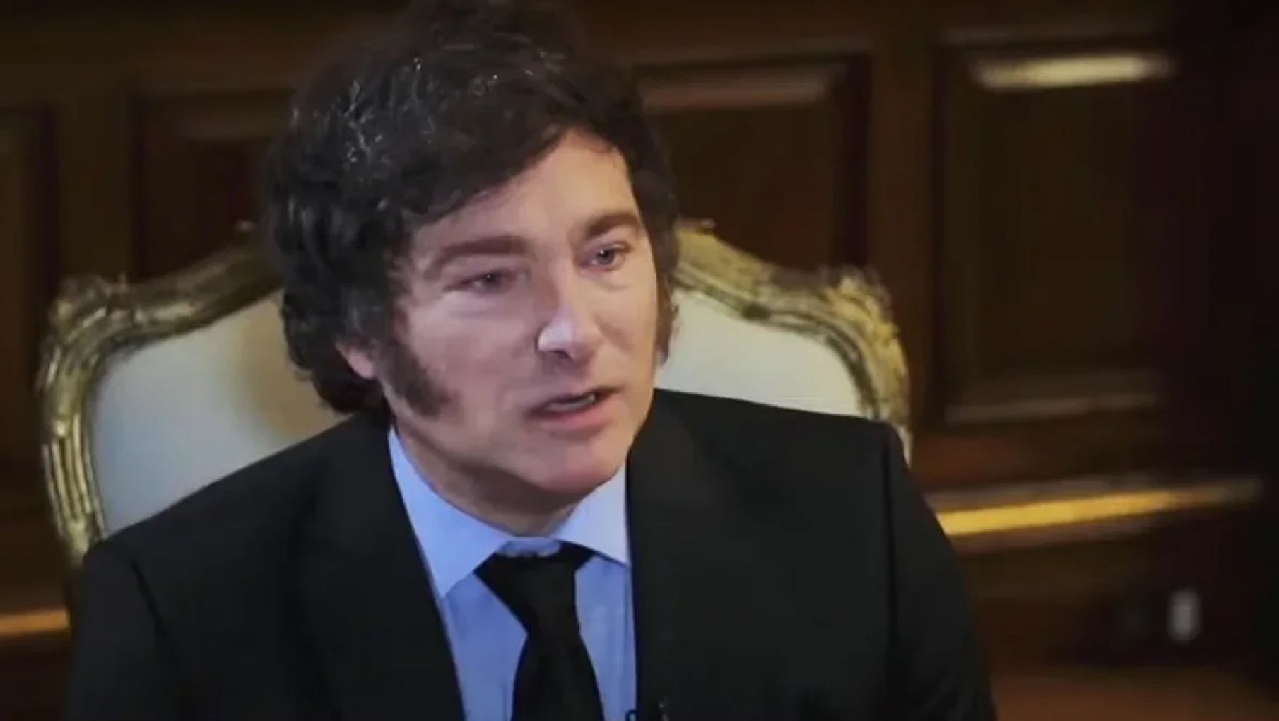 Javier Milei viaja a Paraguay y se reunirá con Santiago Peña