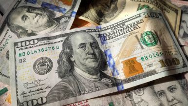 Viernes 11 de abril: COMPRA y VENTA del dólar oficial, mayorista y blue hoy
