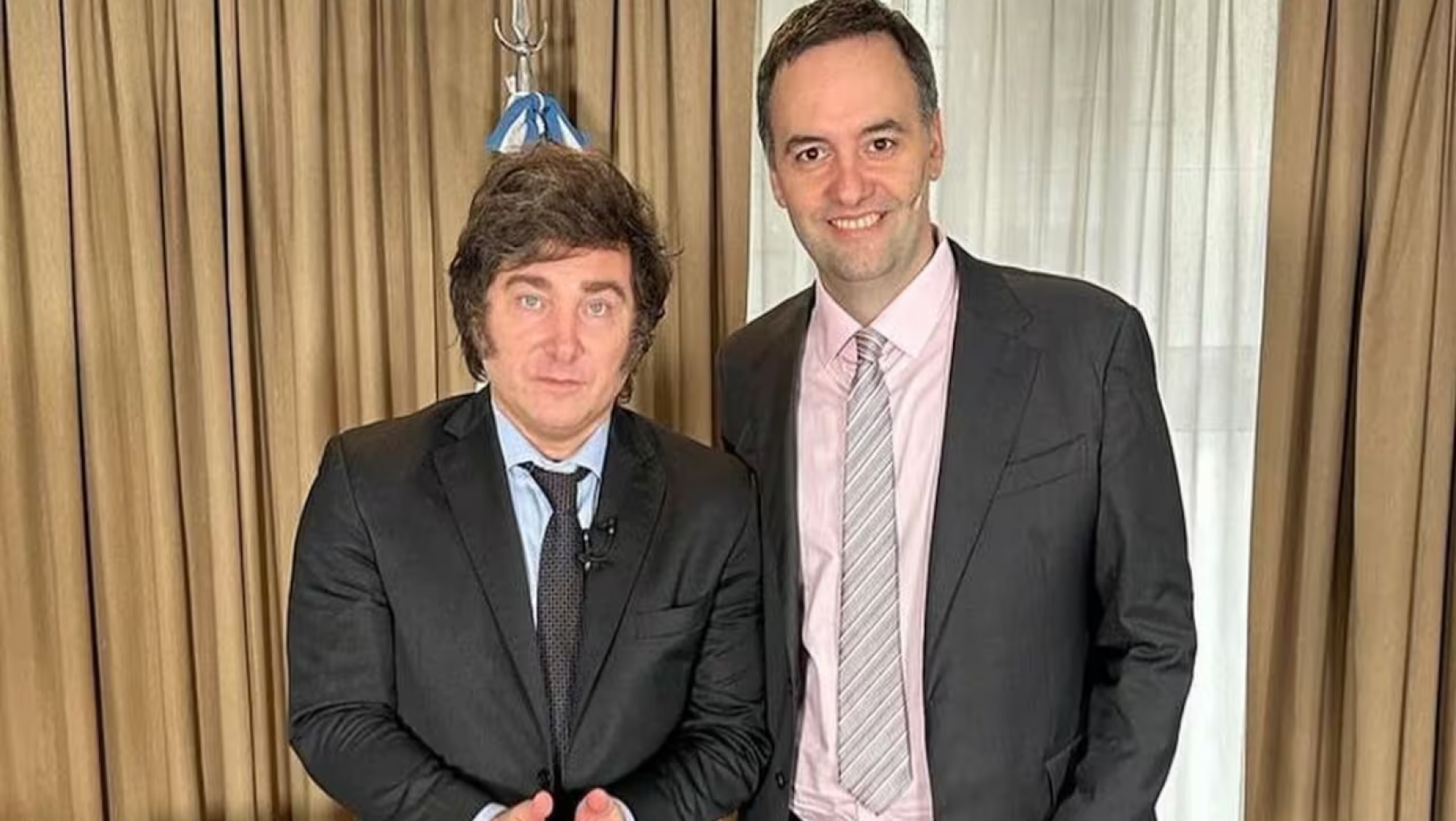 La Libertad Avanza analiza cerrar la campaña de Adorni en Plaza Holanda con la presencia de Milei