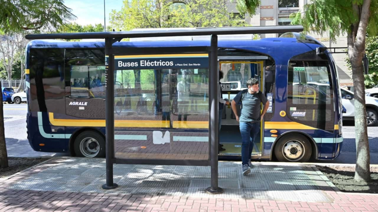Los primeros buses electricos de origen chino comienzan hoy a funcionar