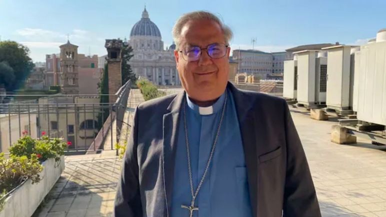 Un cardenal argentino reveló que León XIV "quiere visitar el país"