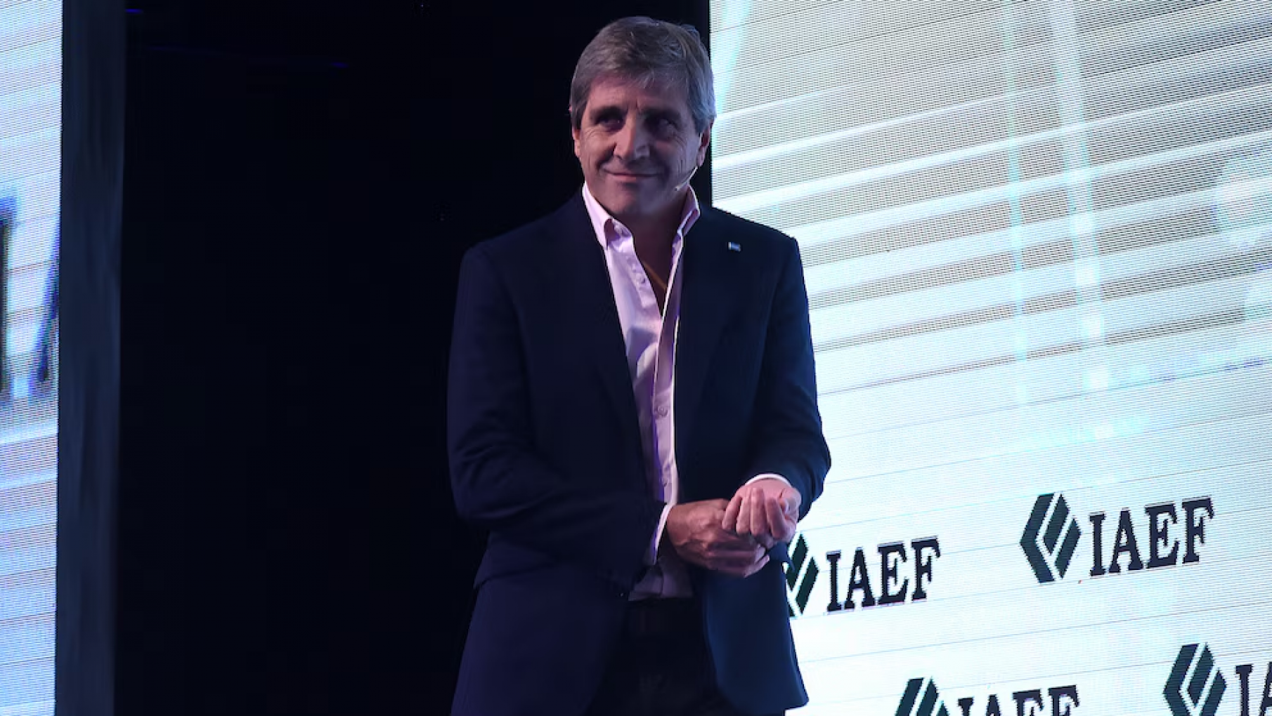 Caputo anticipa "colapso" de la inflación y defiende política cambiaria