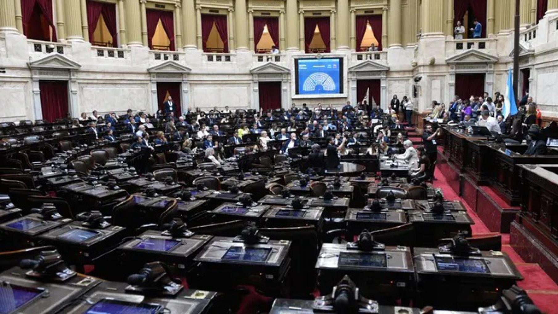 El Congreso "achicado": Diputados debería sumar 102 bancas y reconfigurar el mapa político argentino