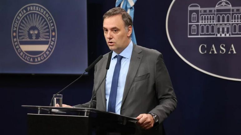 El Gobierno relanza el Servicio Militar Voluntario con foco en capacitación y "valores"