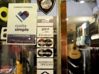 Adiós a Cuota Simple: El Gobierno cede el financiamiento a los bancos y marca un giro en el consumo