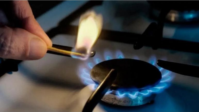 Junio arranca con aumentos en servicios clave: luz, gas, agua, transporte y combustibles