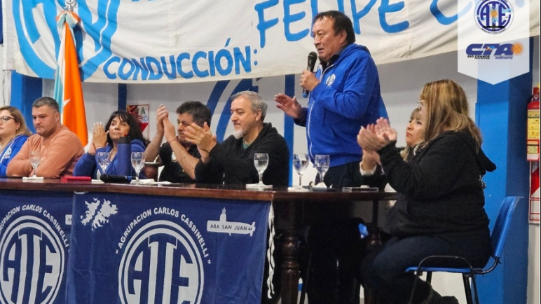 Reunión entre el Gobernador de Tierra del Fuego y el Secretario de ATE