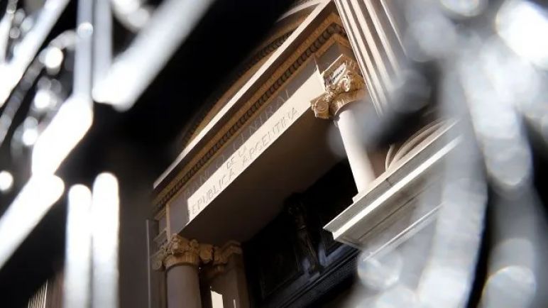 El BCRA elimina la tasa de política monetaria y consolida un nuevo esquema de agregados monetarios para controlar la inflación