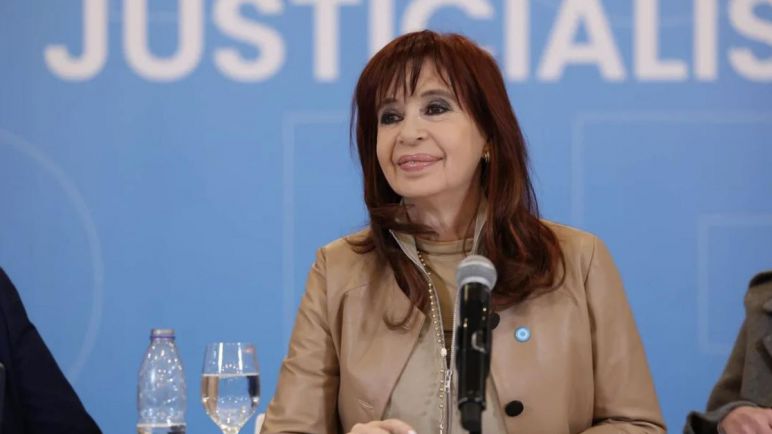 Cristina Kirchner solicitó arresto domiciliario sin tobillera y la fiscalía exige que sea detenida de inmediato