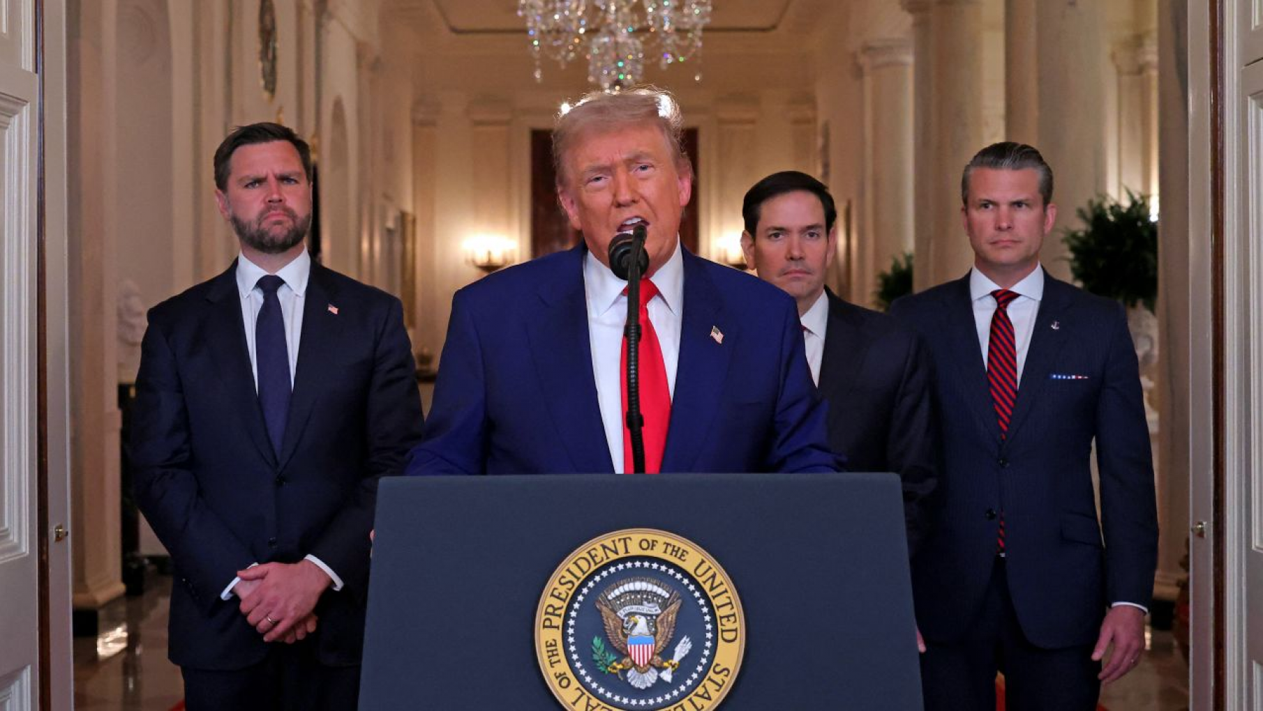 En una conferencia de prensa Trump dijo habra paz o una tragedia mayor